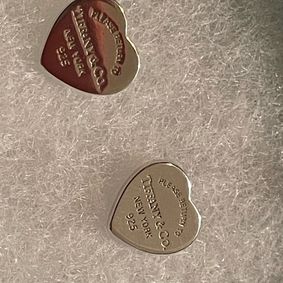 Return to Tiffany Silver Earrings & Bracelet Set - Picture 7 of 13